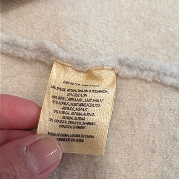 Sweater/jacket - Picture 7 of 8